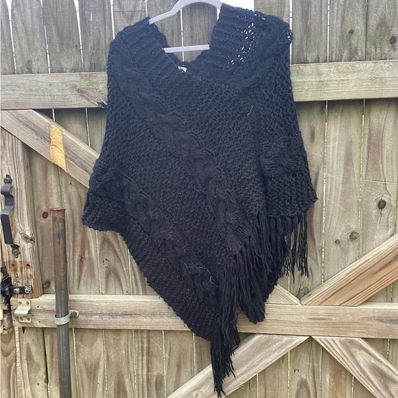 Rave cover up shawl/poncho one size fits all 2 pieces - Picture 4 of 13